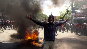 Criza din Haiti: copiii ajung să lupte în bandele care controlează capitala