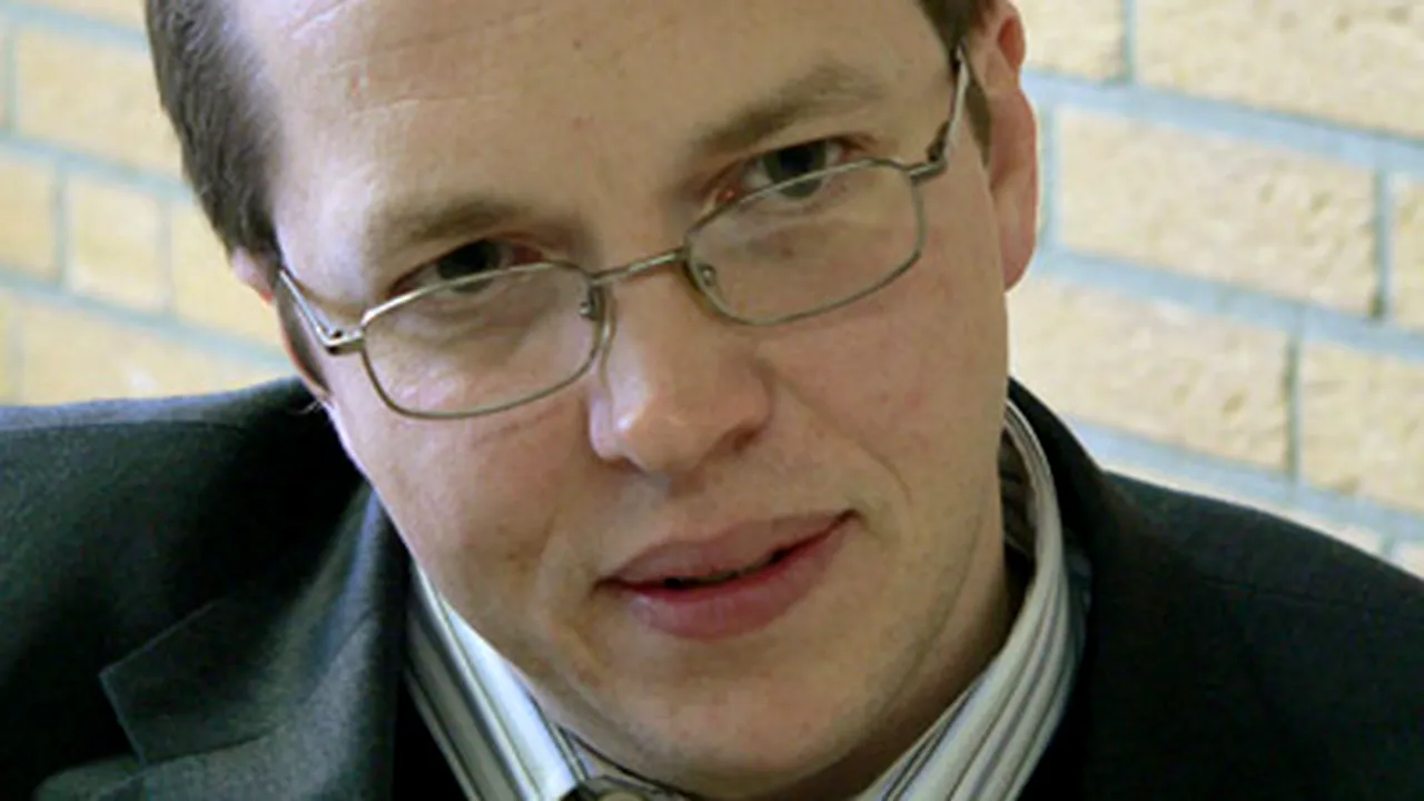 EXCLUSIV - Nigel Short: FIDE este o organizaţie de gangsteri
