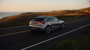 Un cunoscut producător de smartphone-uri creează o maşină electrică. Cât va costa