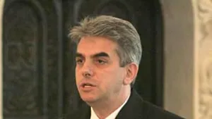 Nicolăescu: Aproape jumătate din banii de la rectificare, destinaţi medicamentelor şi spitalelor