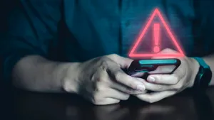 DNSC avertizează cu privire la înmulțirea tentativelor de fraudă prin telefon