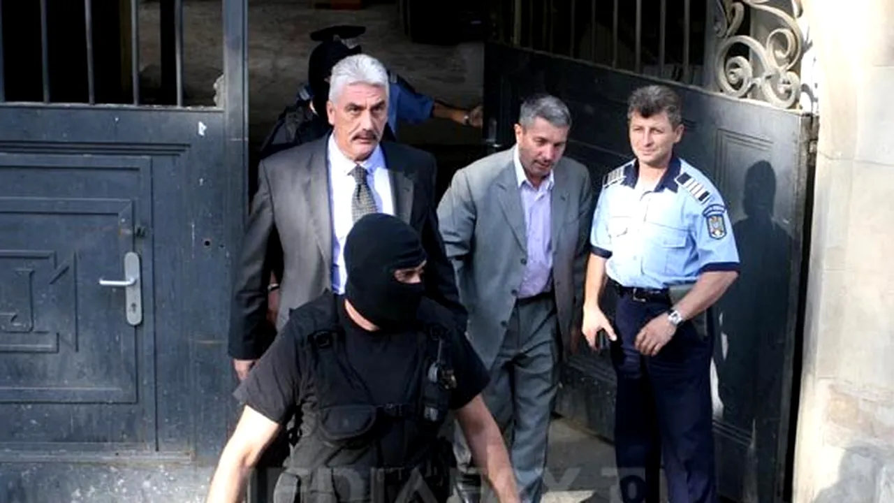 Fostul şef al arbitrilor Vasile Avram şi Sorin Ţerbea, eliberaţi din arest