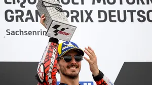 Mutare spectaculoasă în MotoGP: Francesco Bagnaia semnează pe patru ani cu Aprilia Racing din 2027