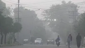 Lahore este oficial cel mai poluat oraş din lume. Smogul asediază populaţia