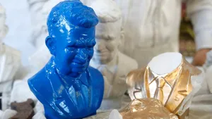 Asfalt Talcioc – Locul în care arta se îmbină cu nostalgia, micii și berea