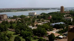 ATAC ARMAT la un hotel frecventat de străini din capitala statului Mali: Cel puţin 27 de oameni au murit. 80 dintre cele 170 de persoane luate ostatice au fost eliberate / Atentatul, revendicat de un grup afiliat Al-Qaida - VIDEO