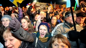 Statele Unite condamnă intervenţia violentă a forţelor de ordine din Ucraina