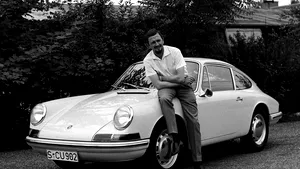 Pe 11 decembrie 1935 se năştea Ferdinand Alexander Porsche. Este cunoscut pentru design-ul nemuritor al modelului Porsche 911
