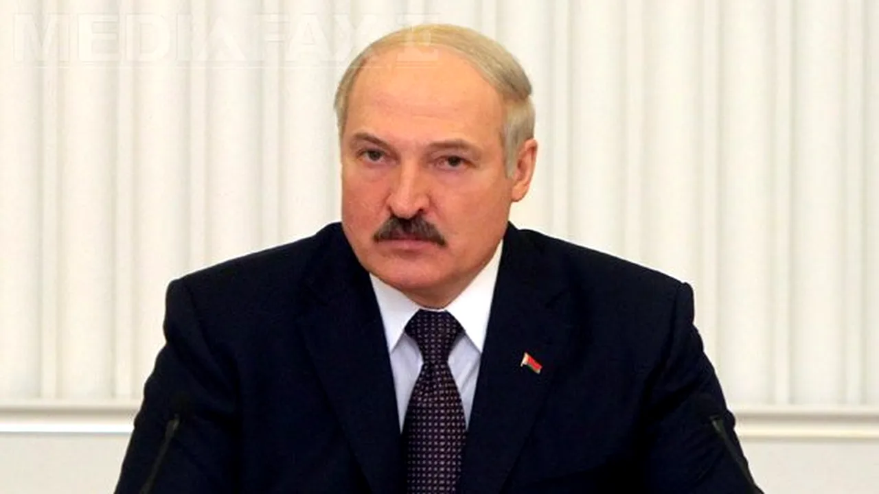 Lukaşenko cere patrule înarmate pe străzi pentru a preveni infracţiunile de „natură extremistă”