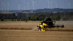Producția celui mai popular erbicid din lume ar putea fi oprită. Gigantul Bayer a făcut anunțul