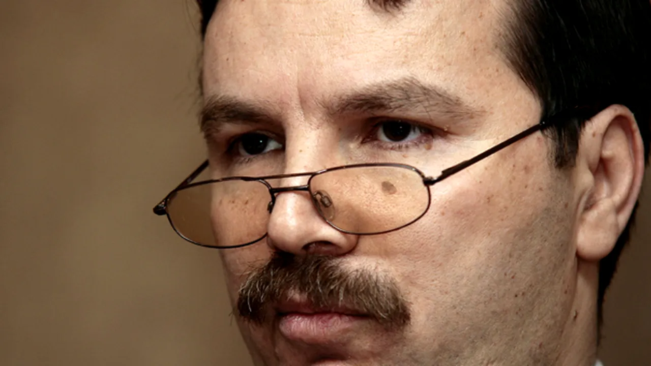 Vlădescu: Examenul de joi a fost primul picat, parlamentarii au dat un vot aşa cum au fost pregătiţi