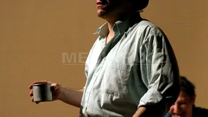 TNB: Gestul lui Claudiu Bleonţ contravine statutului actorului din această instituţie