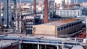 Salariile restante de la Oltchim, plătite integral astăzi