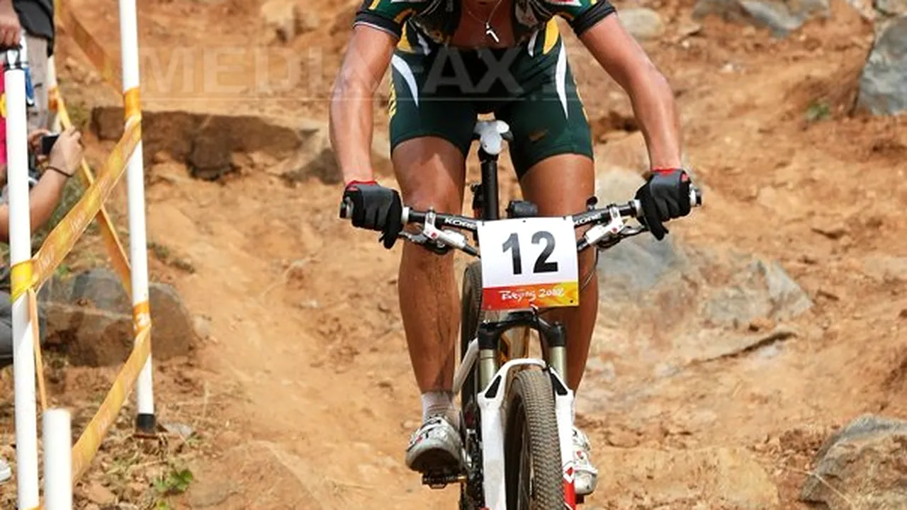 Tragedie în sport: Ciclistul Burry Stander a murit după ce a fost accidentat de o maşină în timp ce se antrena