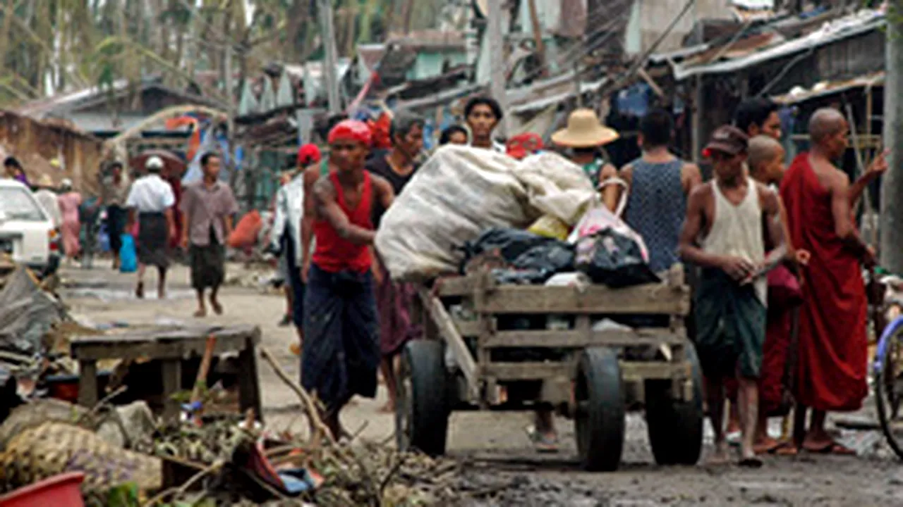 Myanmar: Aproape 78.000 de morţi şi 56.000 de dispăruţi