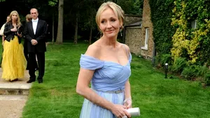 Viaţa scriitoarei J.K. Rowling devine subiect de film