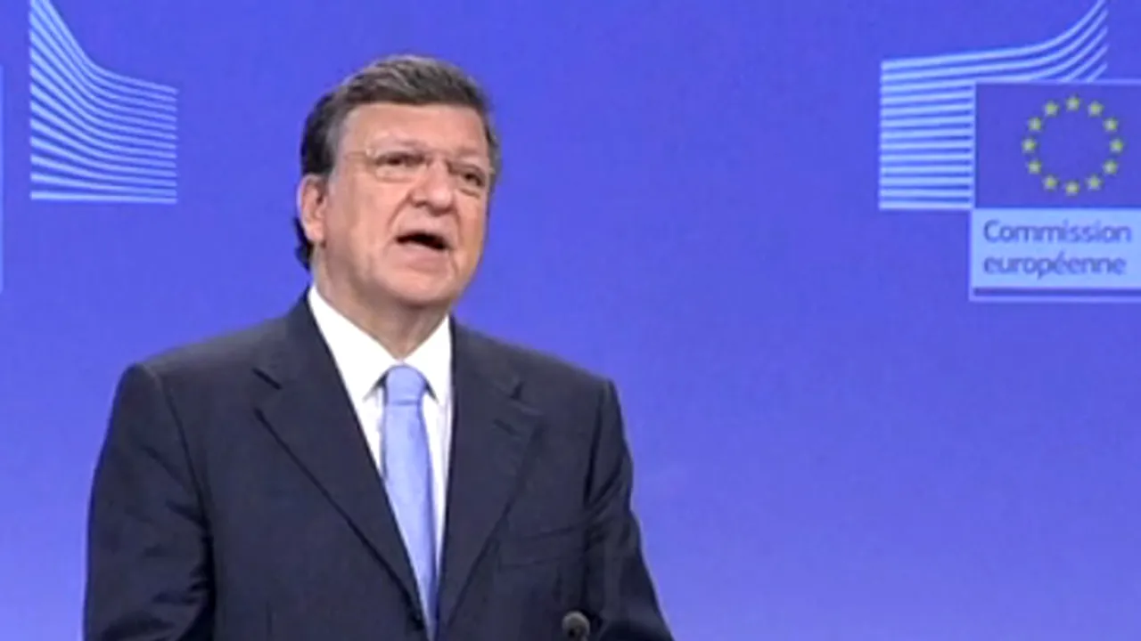 Barroso: România a făcut un pas înapoi de pe buza prăpastiei. Un nou raport va fi făcut în 2012
