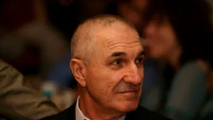 Gheorghe Dinică a fost operat de colecist