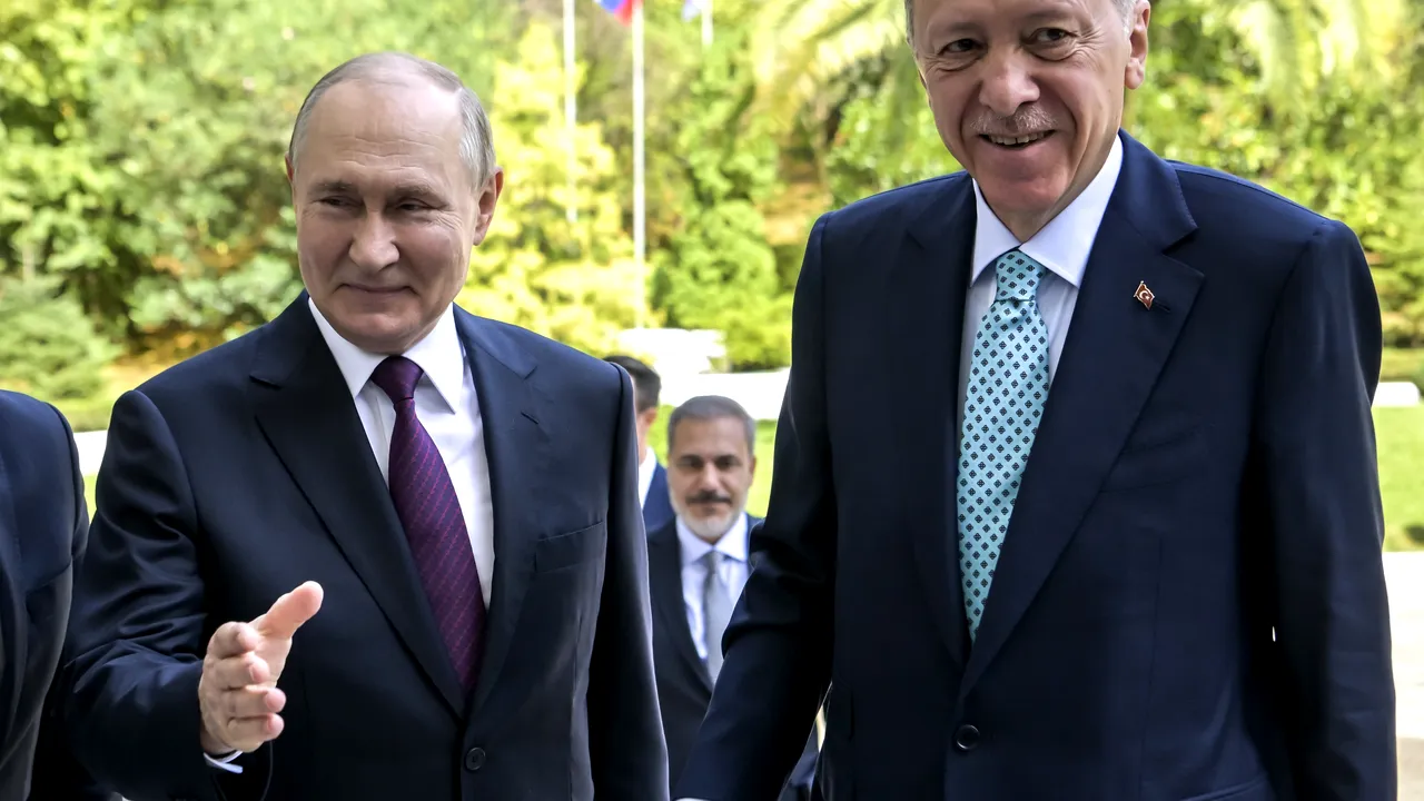 Războiul din Ucraina, ziua 558. Discuţii între Putin şi Erdogan la Soci / Dronele ruşilor au căzut în România, spune un oficial ucrainean. MApN neagă „categoric” / Se stabileşte răspunderea juridică a Rusiei 