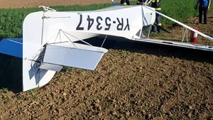 Alba: Un avion de mici dimensiuni a aterizat forţat