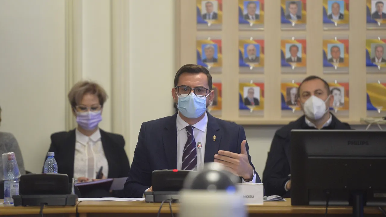 Anunţ oficial: Chesnoiu demisionează de la Agricultură şi se autosuspendă din PSD