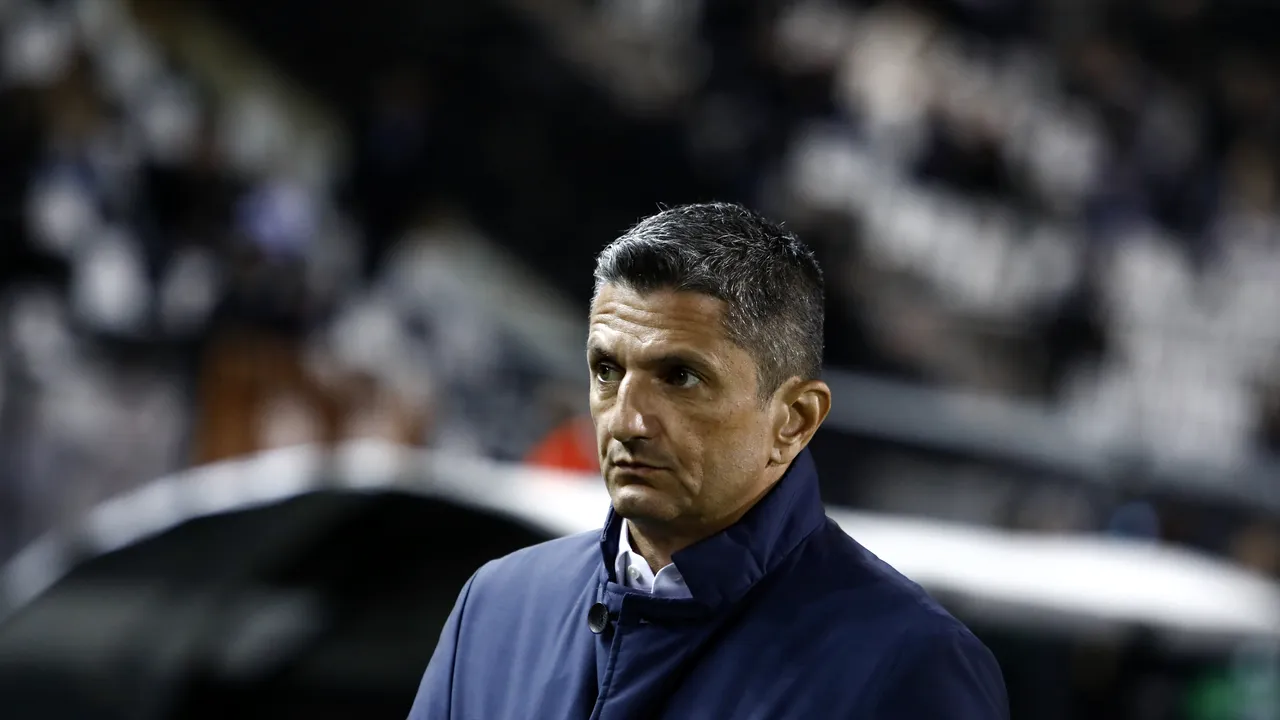 Răzvan Lucescu mărşăluieşte în campionatul Greciei. Duminică a învins cu 5-1 în deplasare