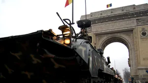 Parada de Ziua Naţională s-a încheiat fără declaraţii ale politicienilor prezenţi