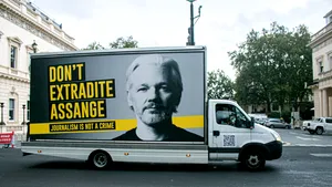 Un idealist numit Assange: 14 ani de la înfiinţarea WikiLeaks