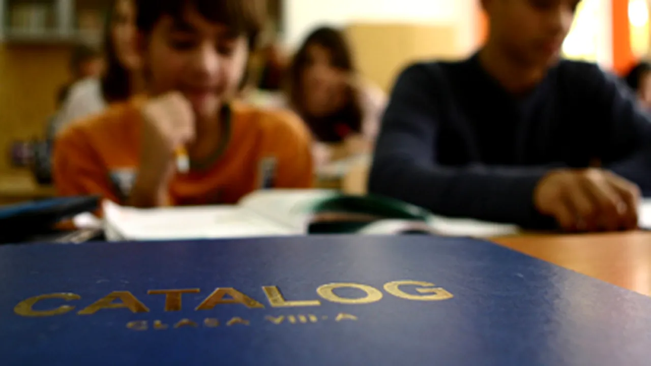 CODUL ETIC pentru profesori se află în dezbatere de patru ani. Cum îşi doreşte sistemul să MOTIVEZE cadrele didactice