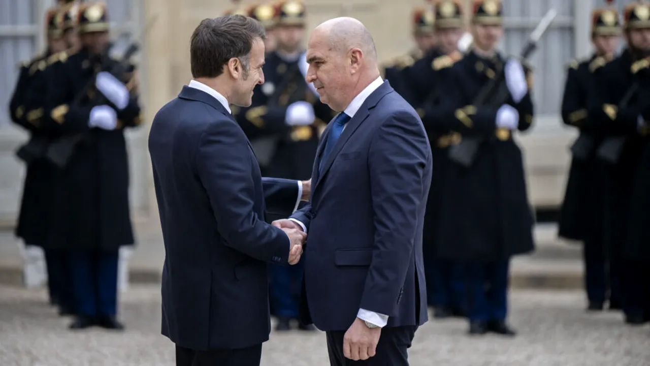 Summitul „coaliției celor dispuși” are loc astăzi la Paris. Participă și președintele interimar Ilie Bolojan