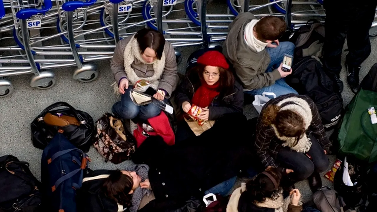 Pasageri ai Eurostar, sfătuiţi să nu respire prea tare, din cauza oxigenului insuficient