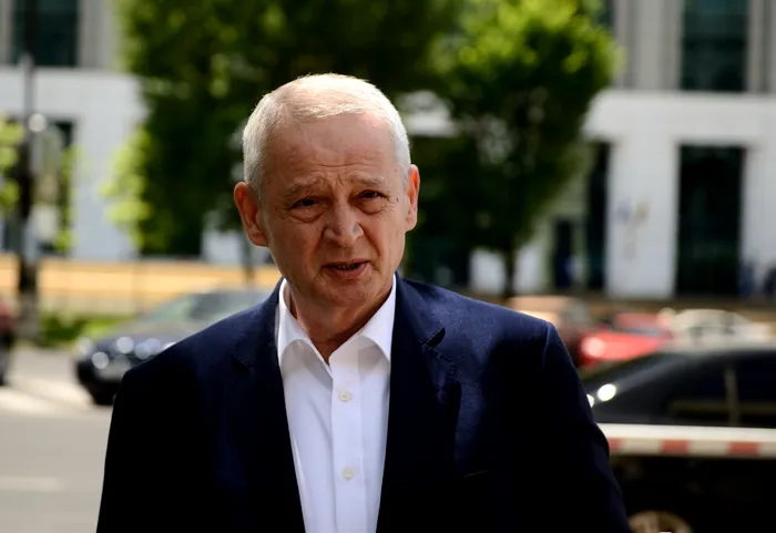Exclusiv Ce pedeapsă ar mai avea de executat Sorin Oprescu în România. Paralela cu Alina Bica