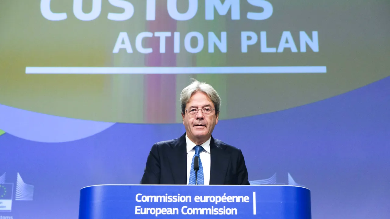 Comisia Europeană aprobă depăşirea deficitului bugetar de 3% din PIB şi pentru 2021