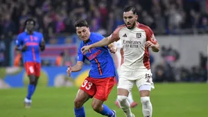 Manchester City ajunge la un acord pentru transferul lui Rayan Cherki de la Lyon