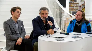 Lansare de JAZZ: Damian Drăghici la nai şi premii Grammy precum Camilo şi Botti. Aventură reuşită. După 20 de ani