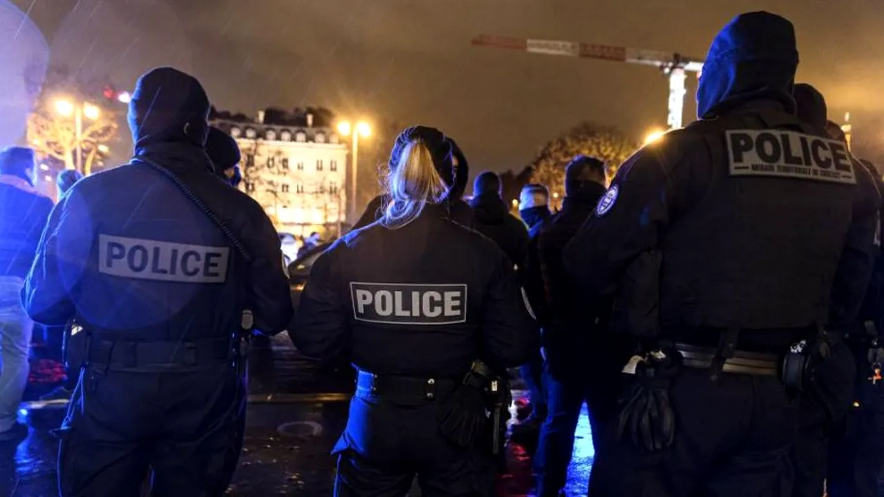 Atac terorist în Paris. Atacatorul a strigat 