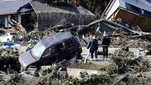 Cel puţin 200 de victime ale seismului de vineri, descoperite într-un oraş din nord-estul Japoniei