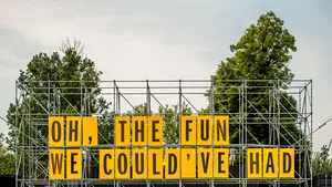 Ce ne-am mai fi distrat! Prima zi de Electric Castle, fără festival anul acesta