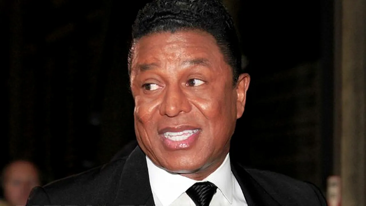 Jermaine Jackson vrea să îşi schimbe numele de familie