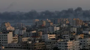 Negocieri pentru un plan diplomatic care ar permite revenirea Autorităţii Palestiniene în Gaza