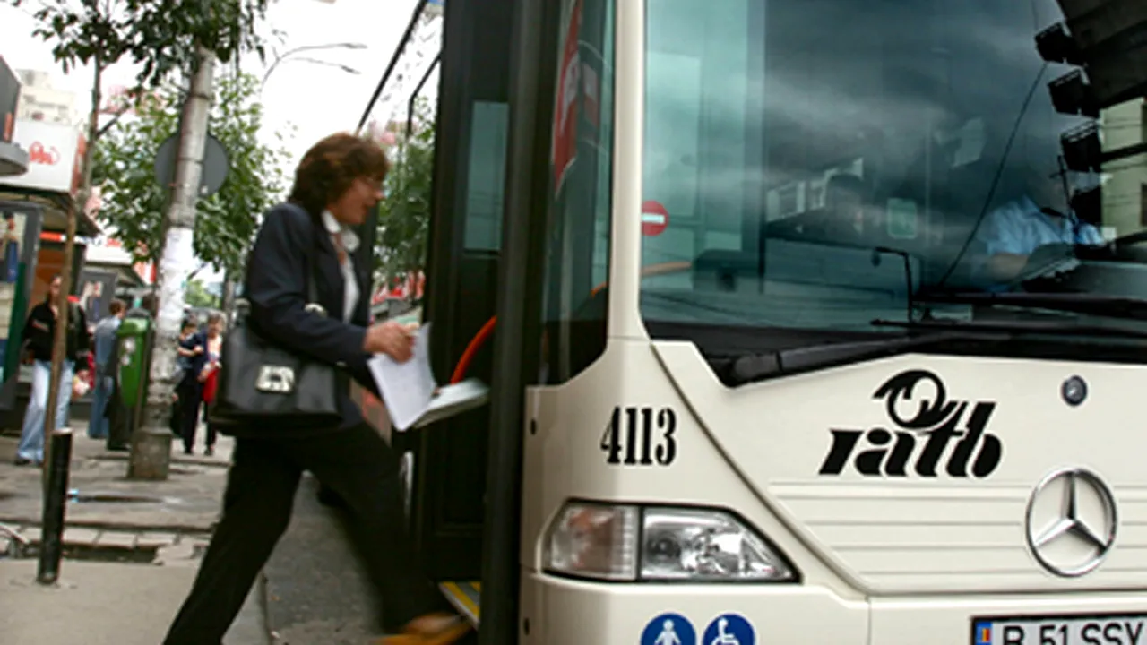 Angajaţii RATB vor să ceară ca şoferii şi vatmanii să aibă salarii de aproximativ 3.000 de lei