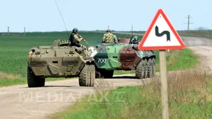 Senatori ruşi propun trimiterea unei forţe de menţinere a păcii în sud-estul Ucrainei