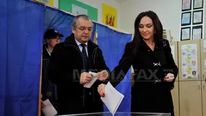 ALEGERI PREZIDENŢIALE 2014 - Emil Boc a votat pentru o Românie modernă şi frumoasă