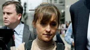 Actriţă de la Hollywood, membră a unei secte, recunoaşte că a forţat femei să ofere favoruri sexuale