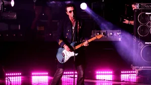 Peste 5.000 de fani au aflat reţeta fericirii, joi seară, la concertul Vunk