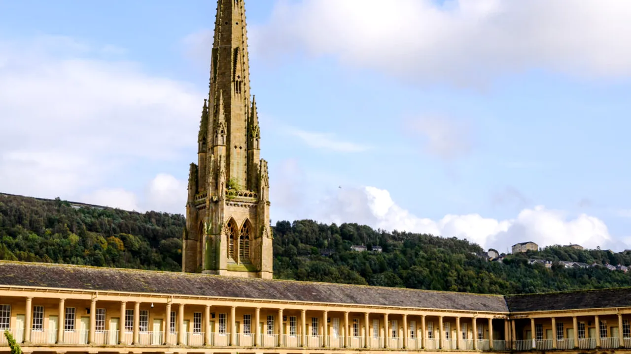 Clădirea considerată o „capodoperă” a arhitecturii georgiene. Este singura de acest fel rămasă în lume