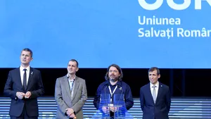 Congresul USR, pe muzica din Urzeala Tronurilor. UPDATE: Barna, ALES candidat al USR la prezidenţiale/ Wring: Dăncilă să plece, Firea să plece/ Prezidenţiabilul PLUS, ales prin vot electronic, în perioada 22-27 iulie