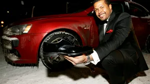 Cabral şi-a cumpărat pantofi de nuntă numărul 47 de la Viena