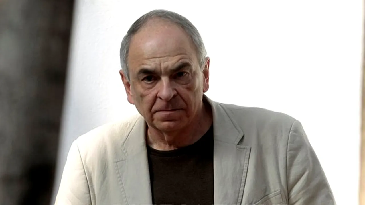 Gabriel Liiceanu şi Marius Sala, decoraţi cu Steaua României de Traian Băsescu