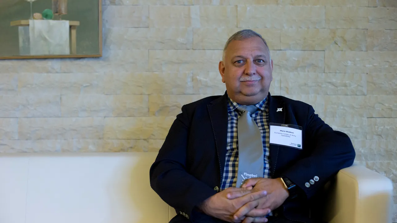 Mario Blokken, interviu pentru Monitorul Apărării: Creşterea nivelului de interoperabilitate în domeniul cibernetic, o provocare pentru NATO